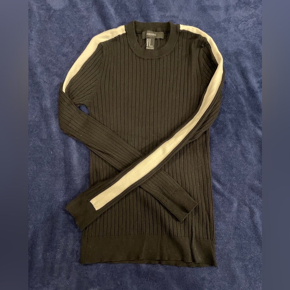 Forever 21 long sleeve shirt